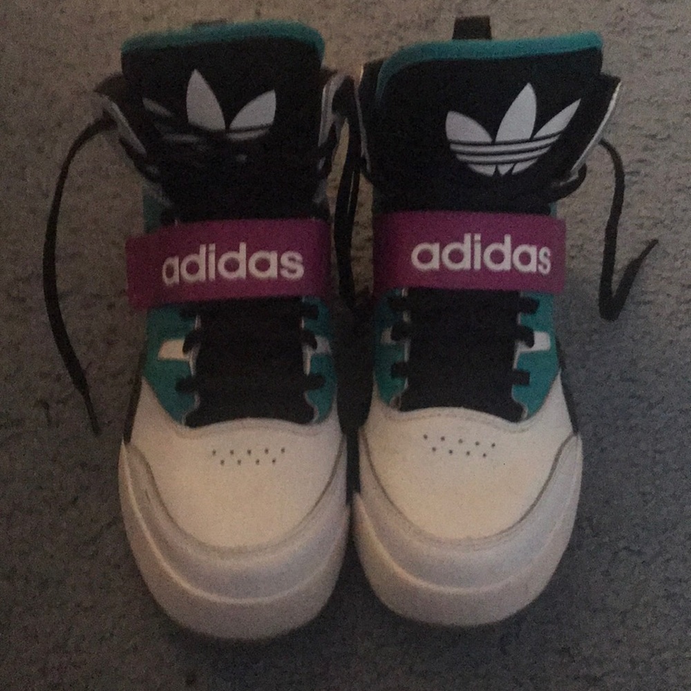 Adidas Shoes Size 6 1/2